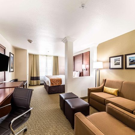 Comfort Suites Grand Prairie - Arlington North Extérieur photo