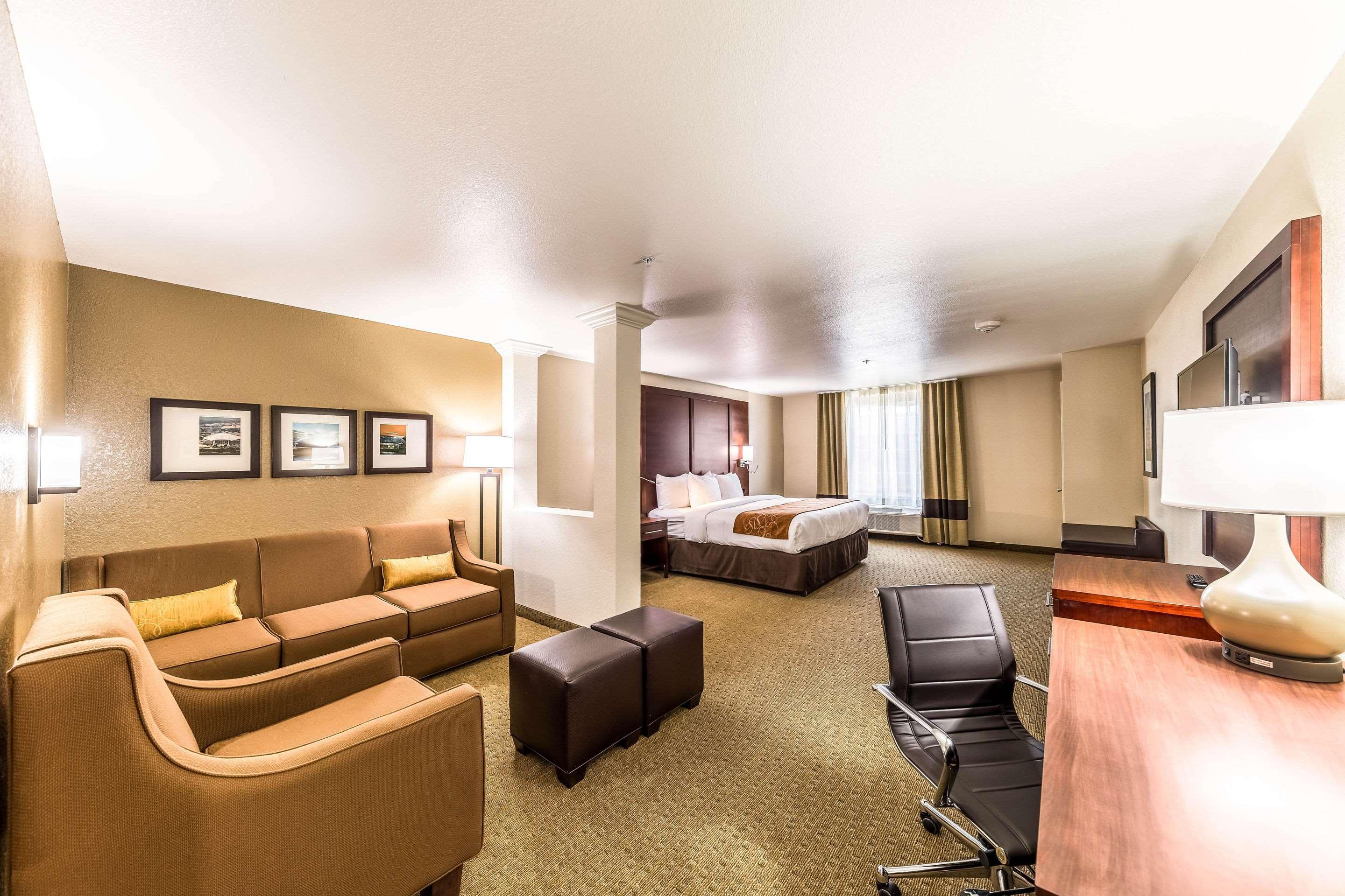 Comfort Suites Grand Prairie - Arlington North Extérieur photo